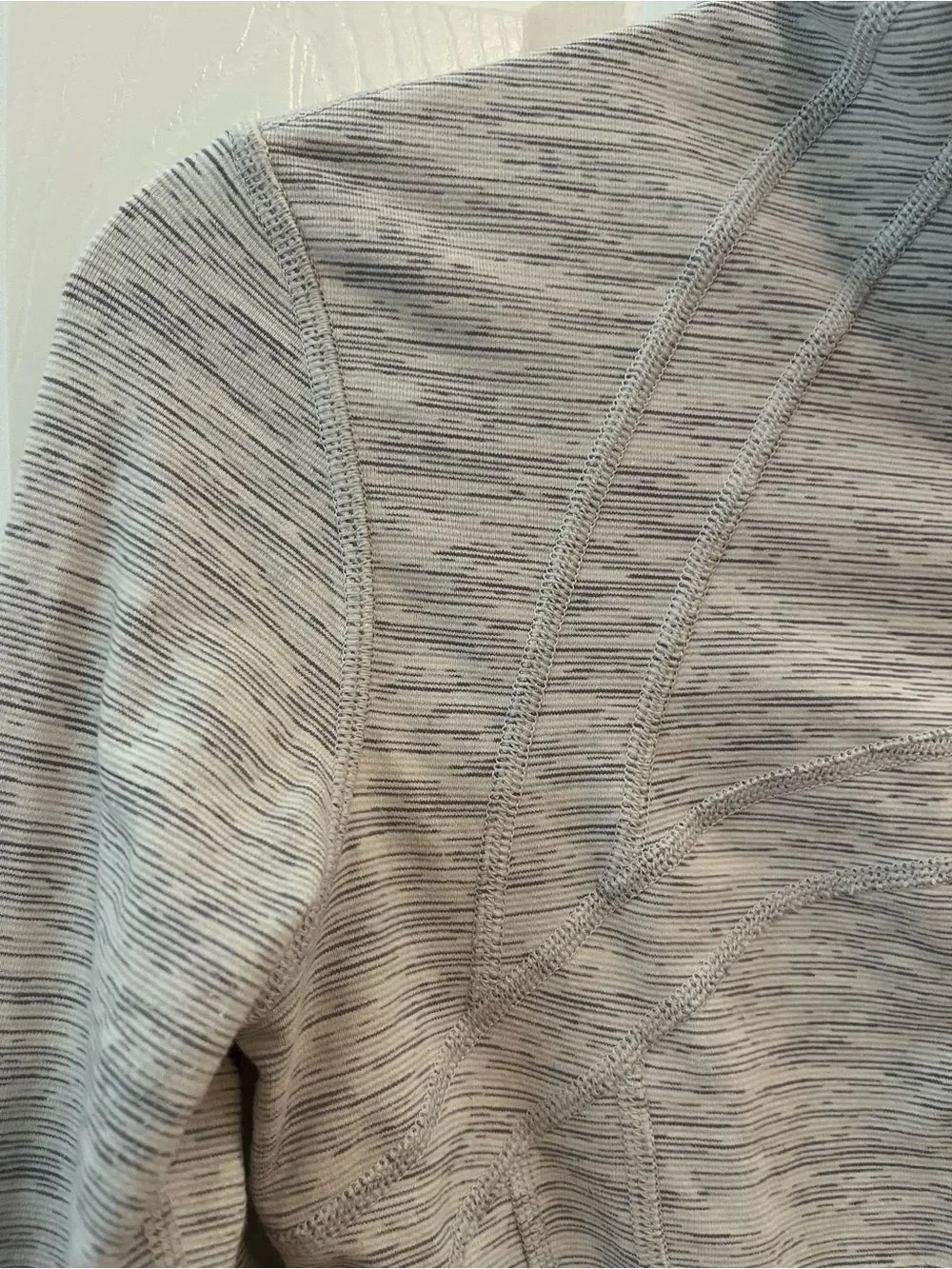 Lululemon Define Jacket Heathered Gray Space Dye Zip Up Thumbhole Size 4